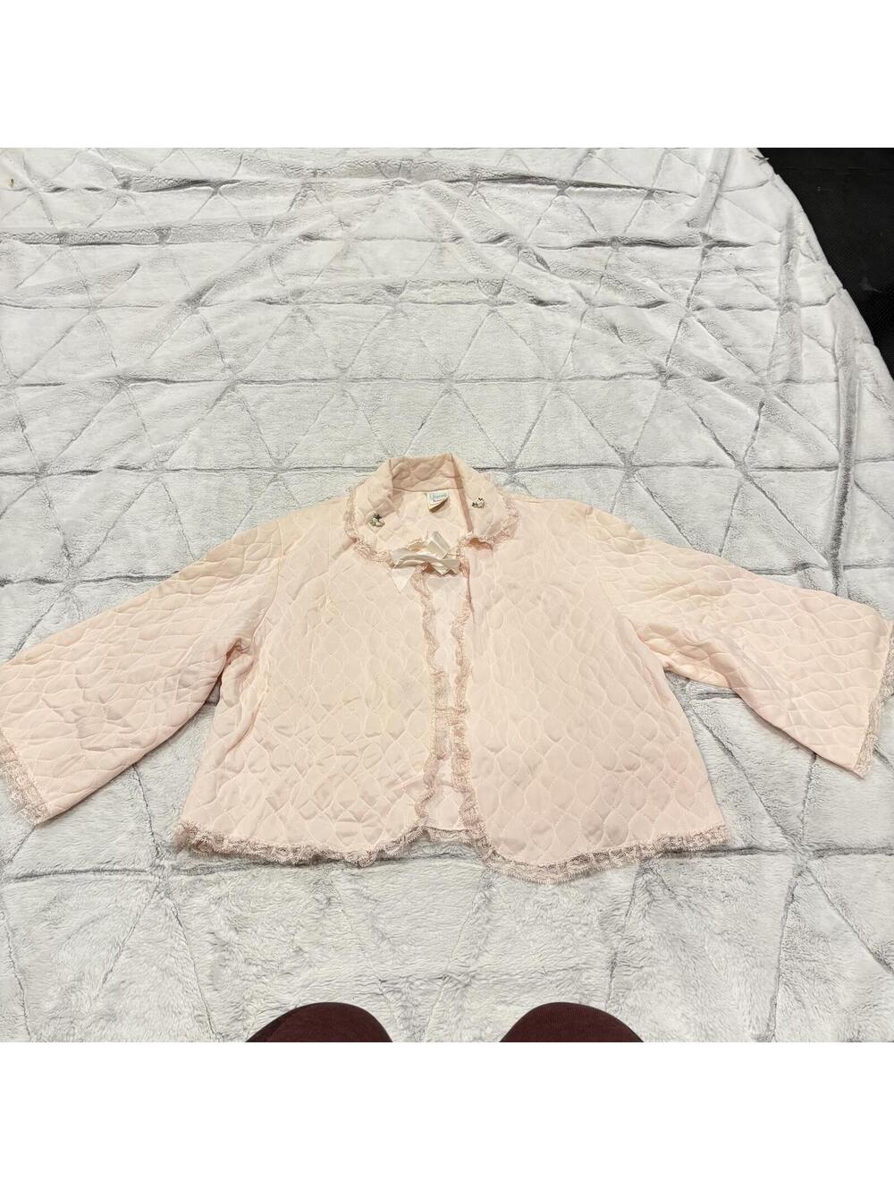 Gaymode Vintage Retro Women's Pink Quilted Jacket Small Lace Trim Embroidered